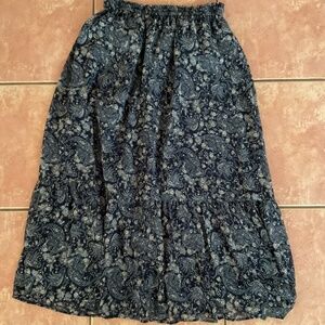 Uniqlo long skirt, size 4 Navy